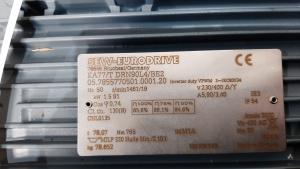 SEW EURODRIVE Moteur triphasé 1.5kW